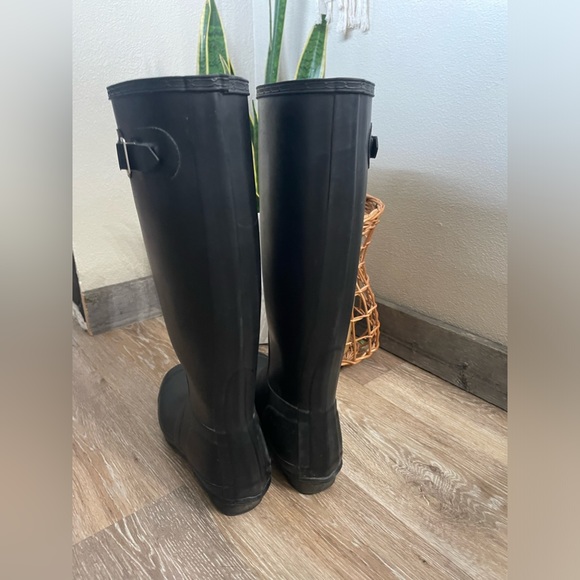 Tall hunter boots - Picture 6 of 9